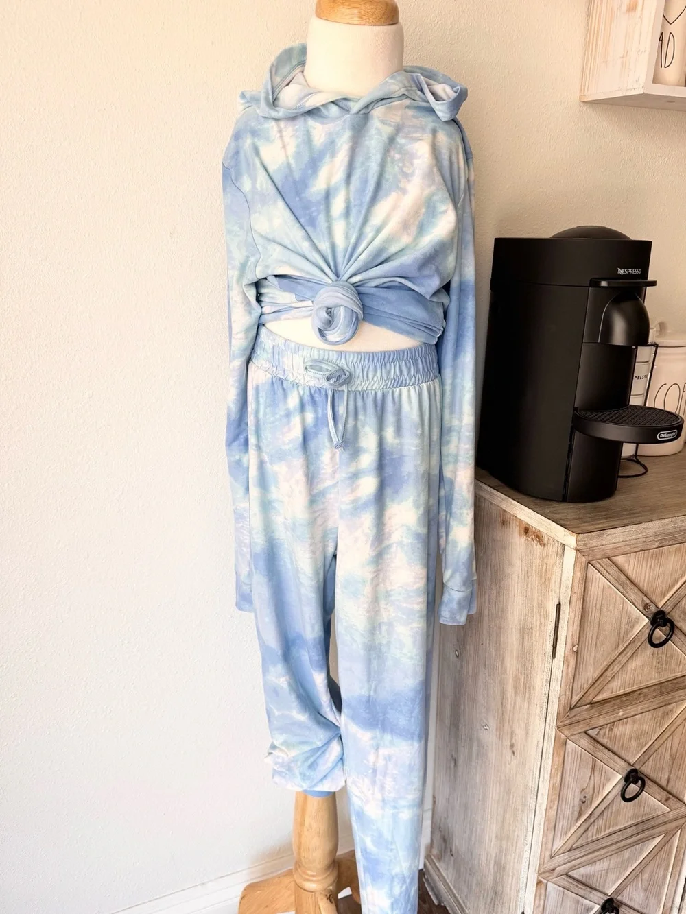 Blue & White Girls Tie-Dye Jogger Set